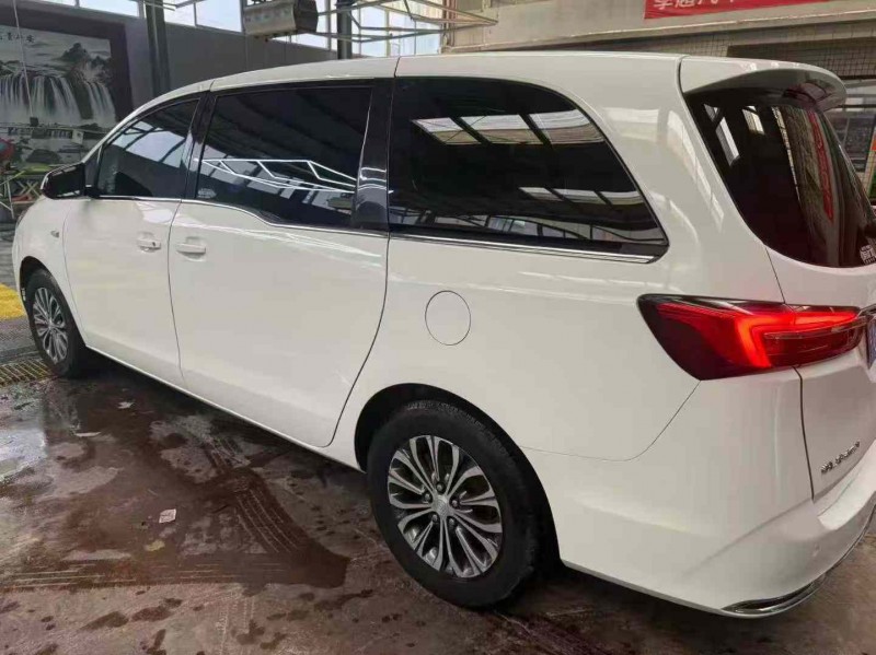 保定20年别克GL87