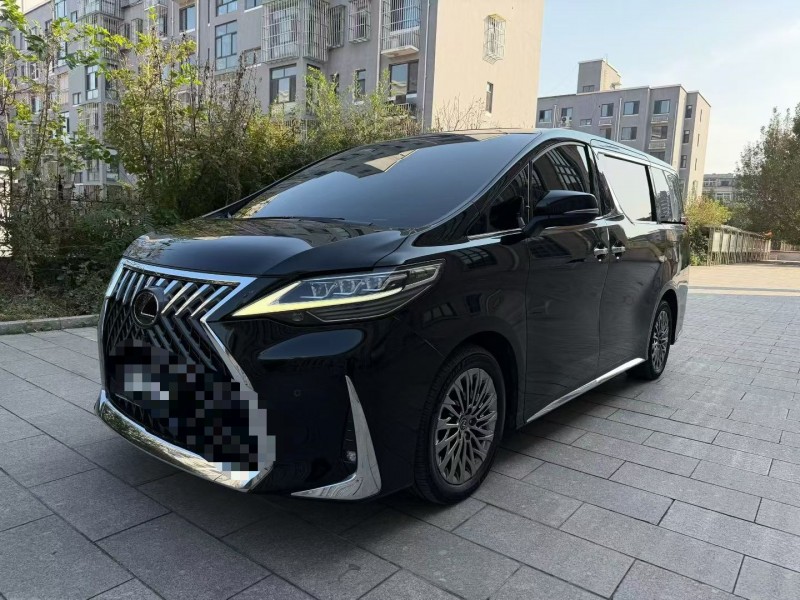 唐山23年雷克萨斯LM雷尔法3