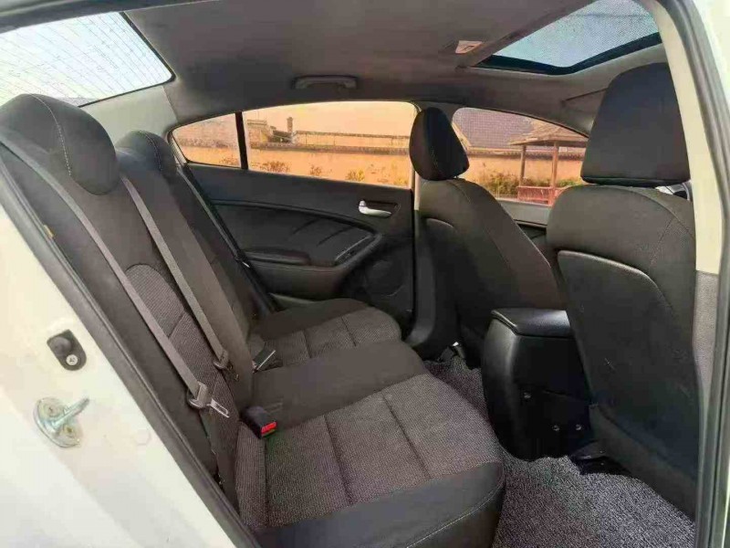 毕节19年起亚K36