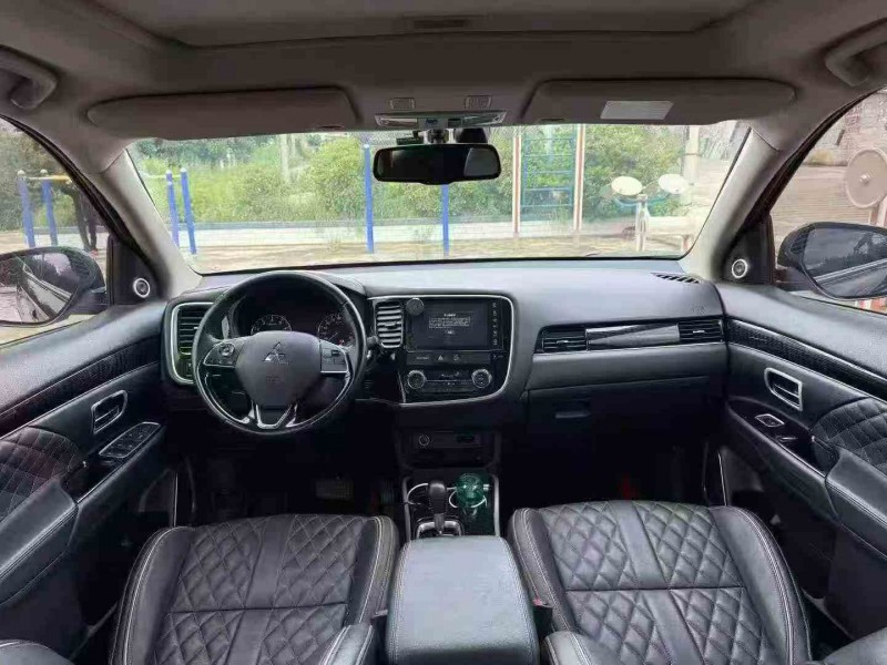 铜仁22年三菱欧蓝德6