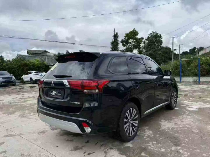 铜仁22年三菱欧蓝德7