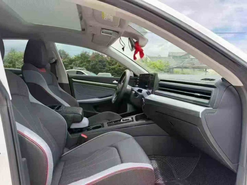 毕节24年大众凌渡6