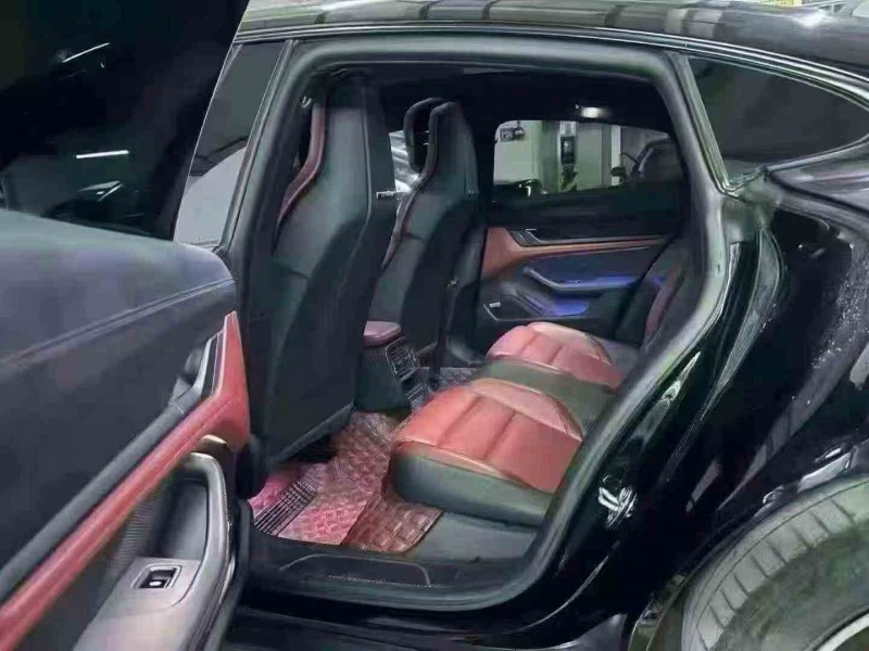 毕节21年保时捷Taycan4