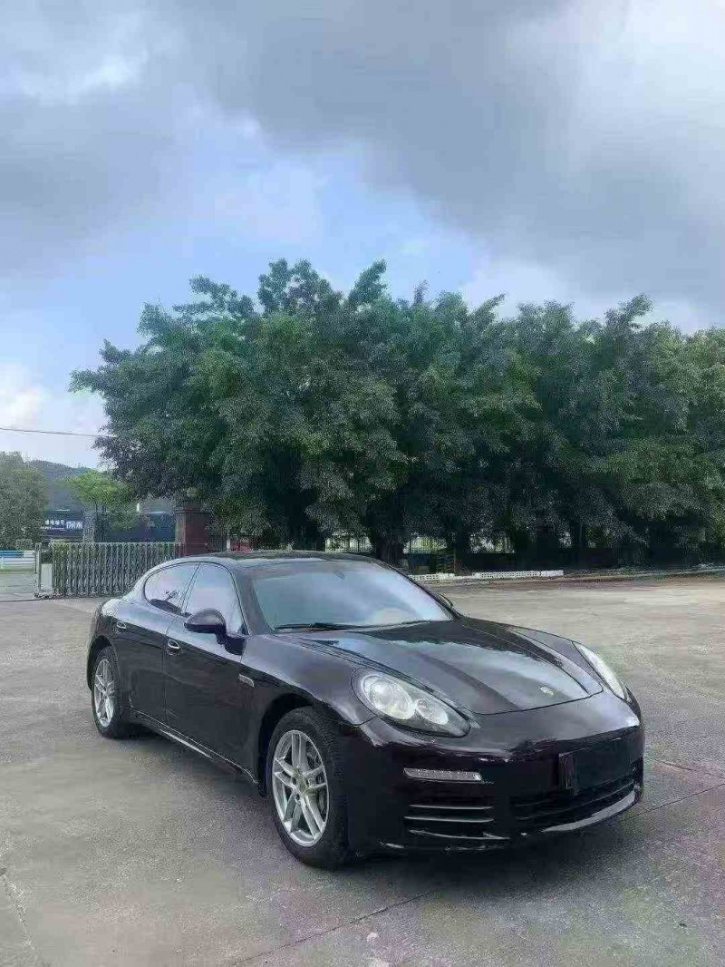 三明14年保时捷帕拉梅拉2