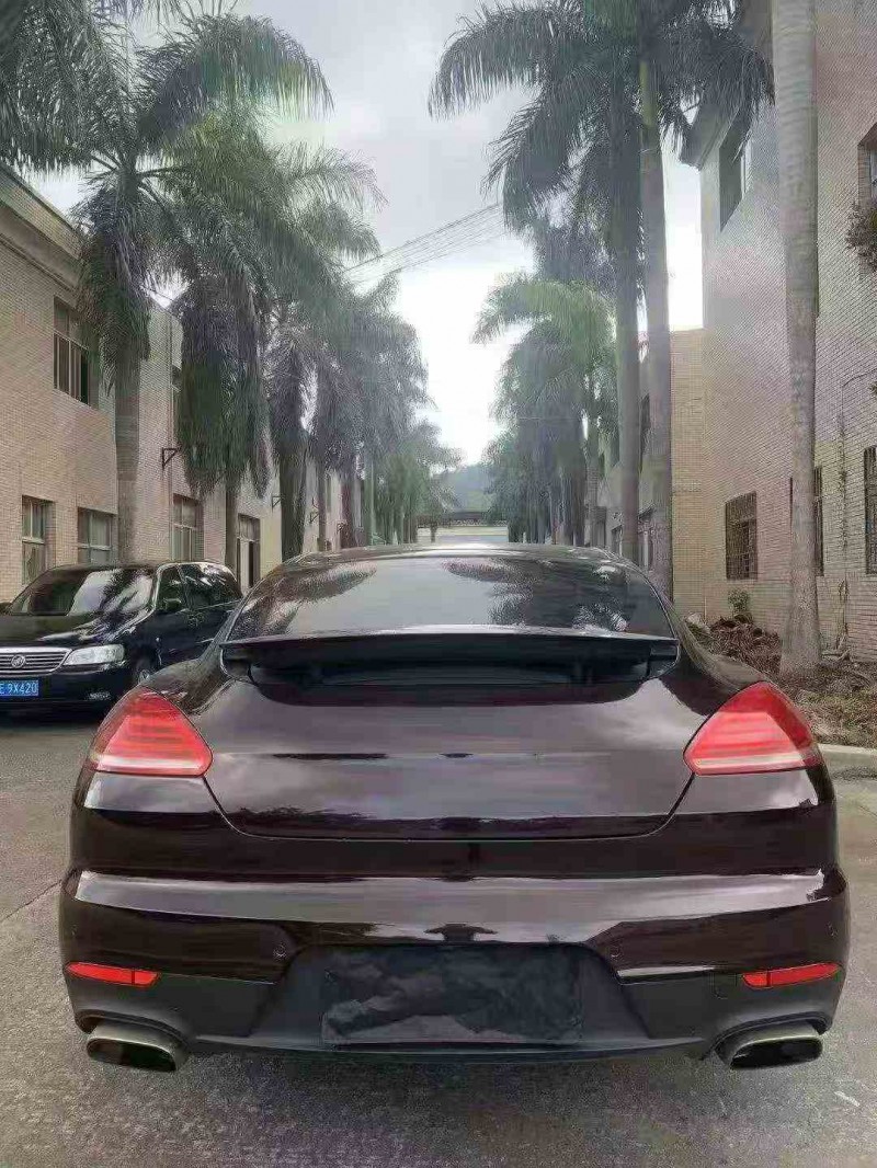 三明14年保时捷帕拉梅拉7