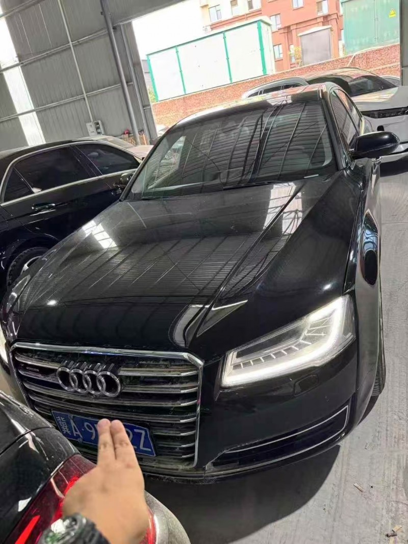 保定16年奥迪A8L1