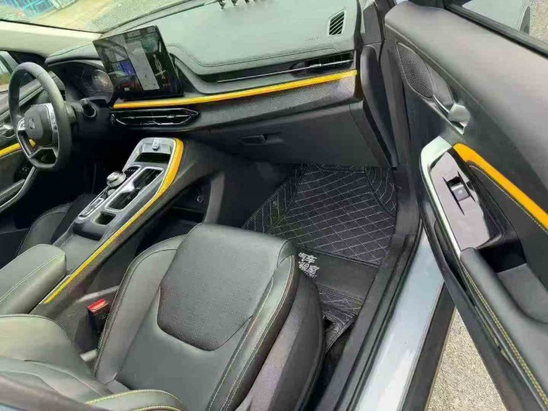 贵港23年江淮思皓5