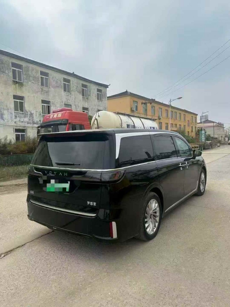 菏泽24年岚图汽车梦想家7