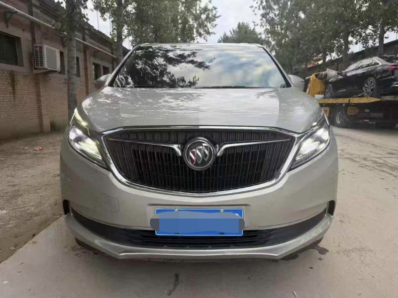 保定19年别克GL81