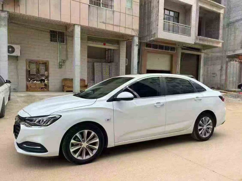 柳州22年雪佛兰科鲁泽2