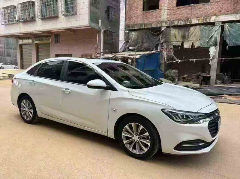 柳州22年雪佛兰科鲁泽3