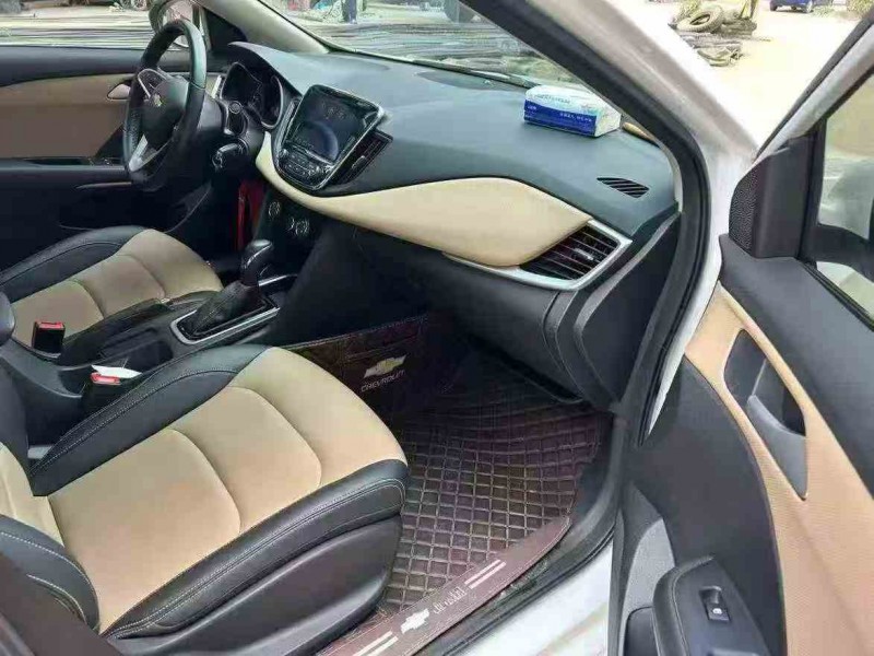 柳州22年雪佛兰科鲁泽6