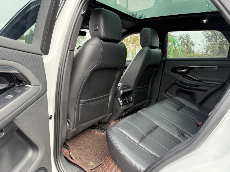 盐城20年路虎极光7