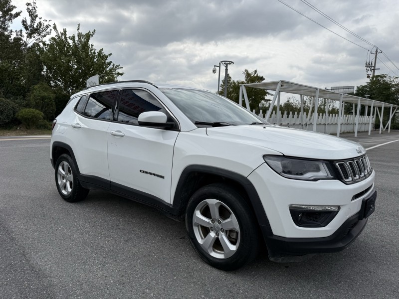 盐城17年Jeep指南者2