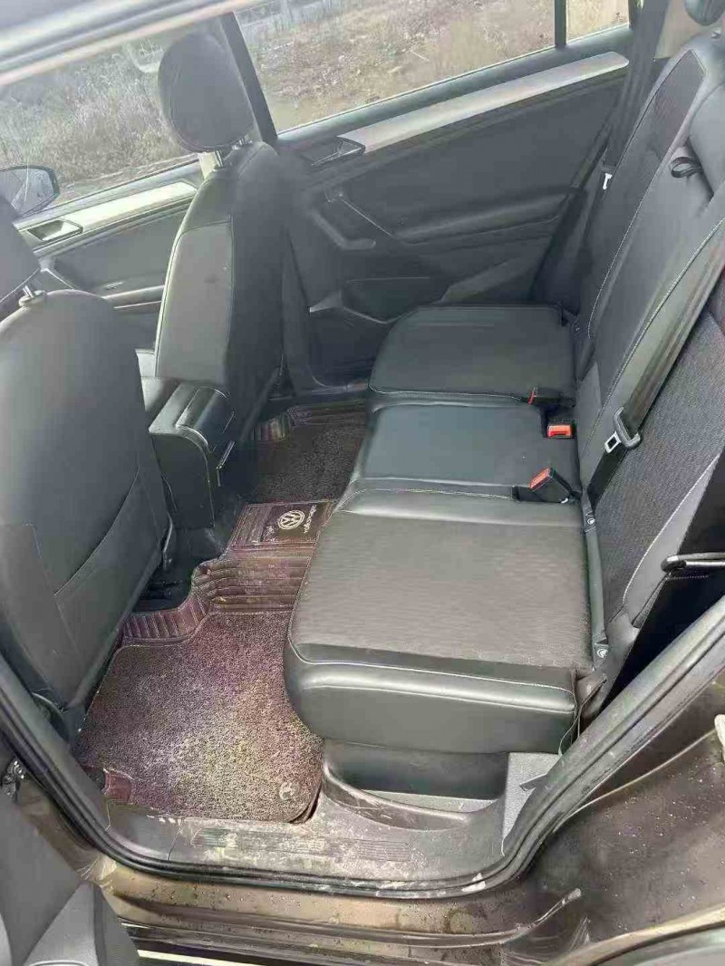 宜春17年大众途观5