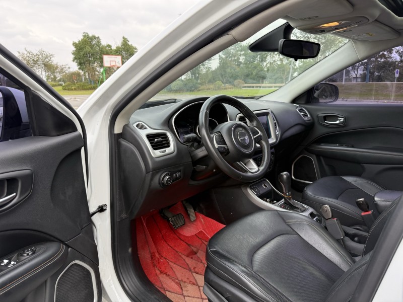 盐城17年Jeep指南者6