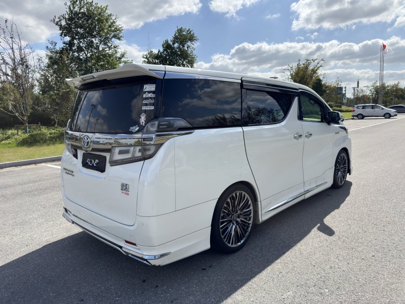 盐城19年丰田威尔法5