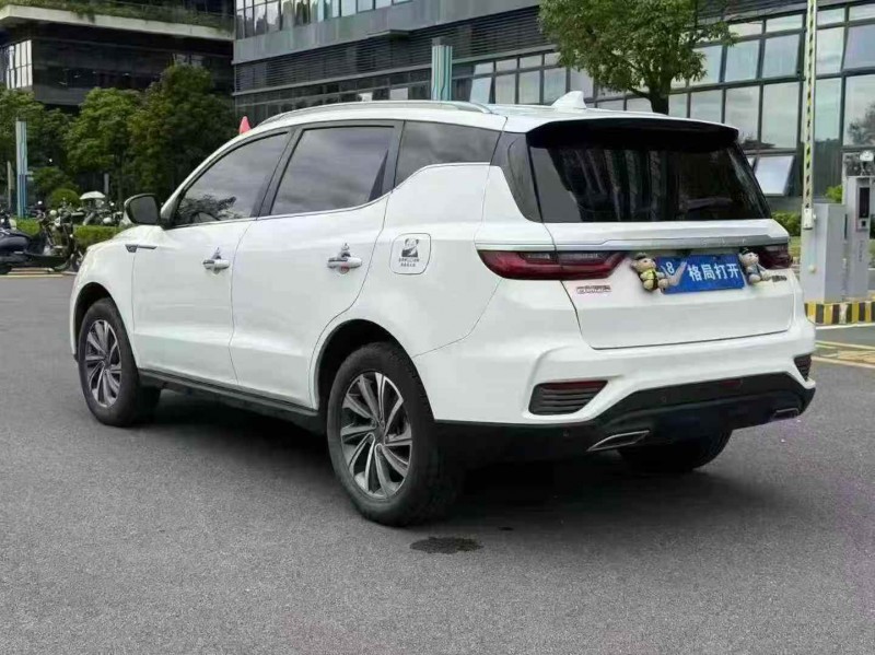 东莞20年吉利远景8