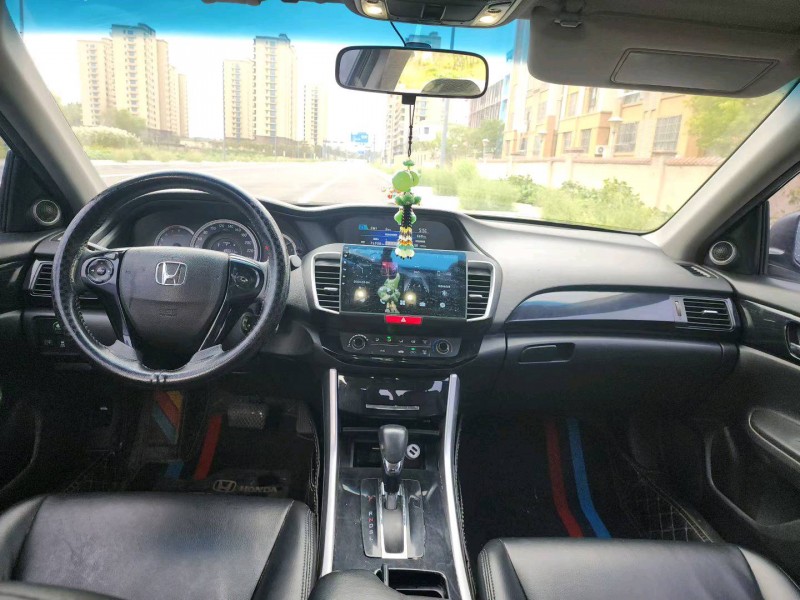 宿迁16年本田雅阁6