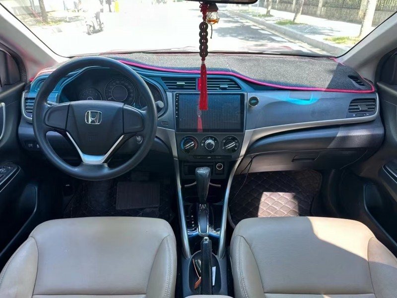 深圳19年本田凌派5