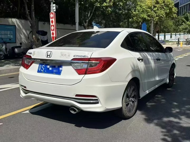 深圳19年本田凌派8