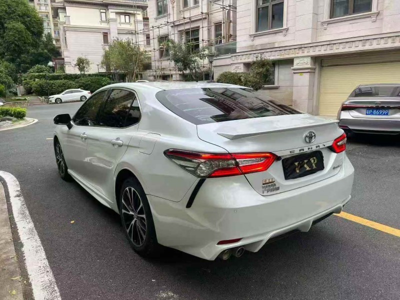 韶关18年丰田凯美瑞7