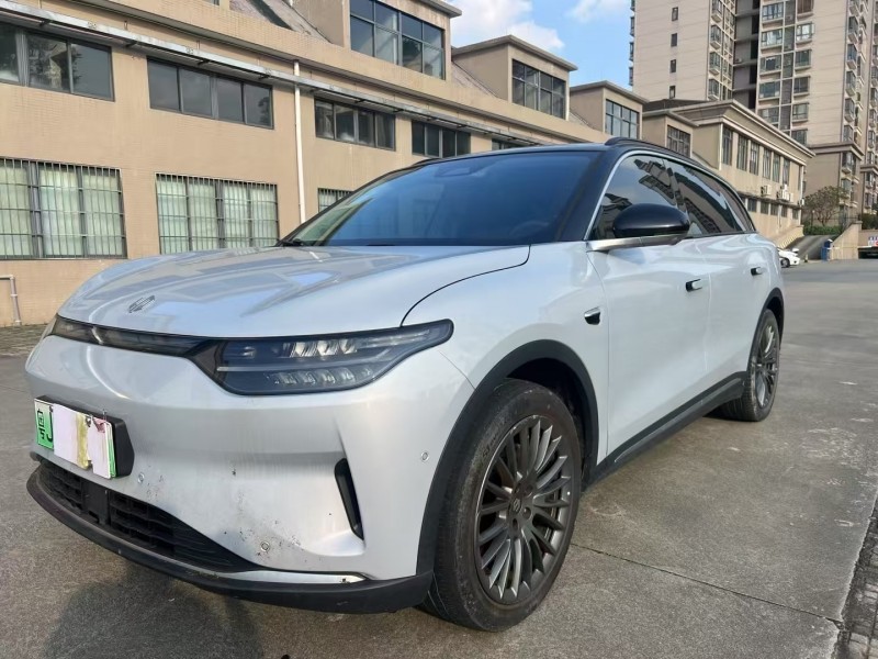 江门23年零跑汽车C112