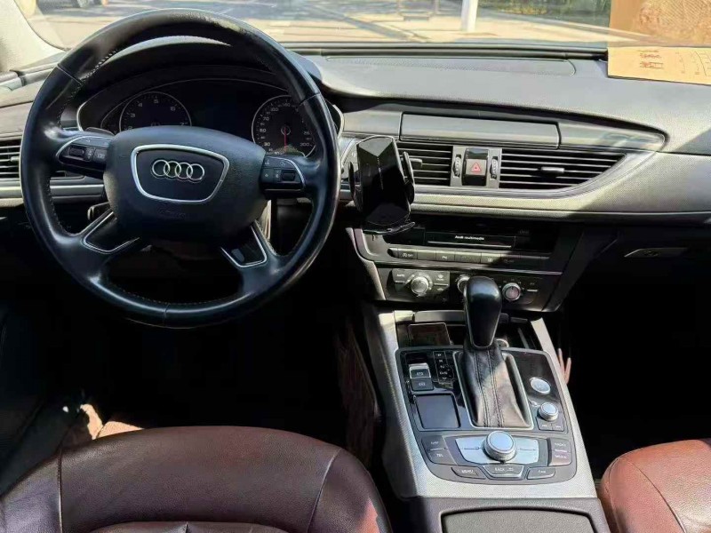 济宁18年奥迪A6L6