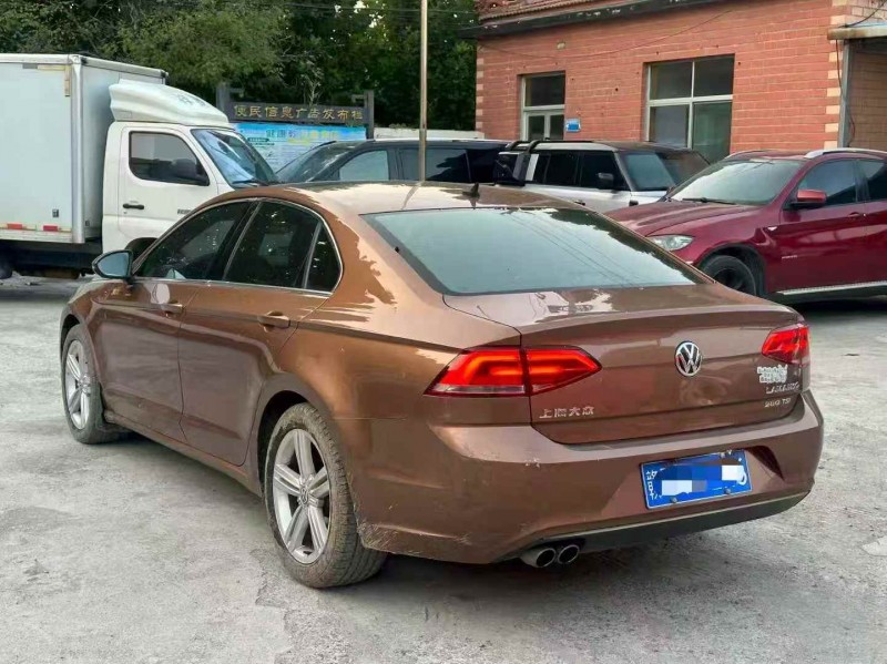 淄博15年大众凌渡8