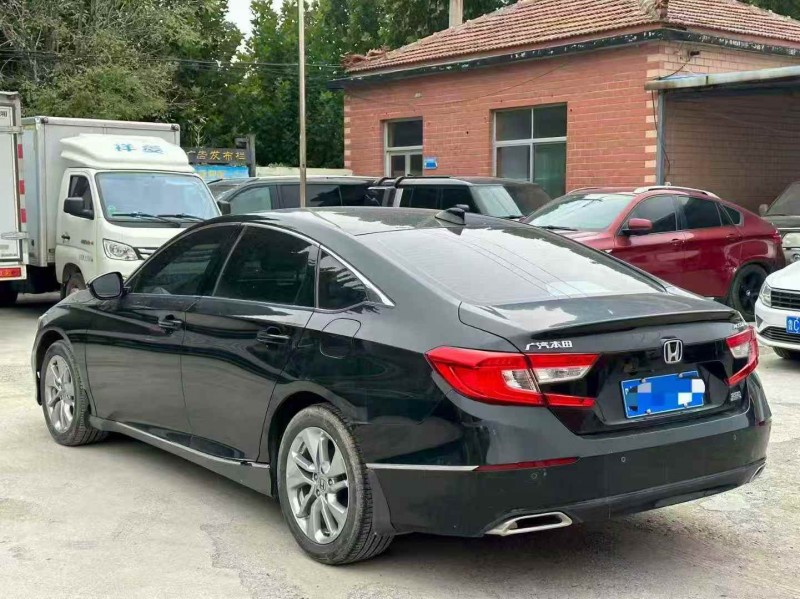 淄博21年本田雅阁8