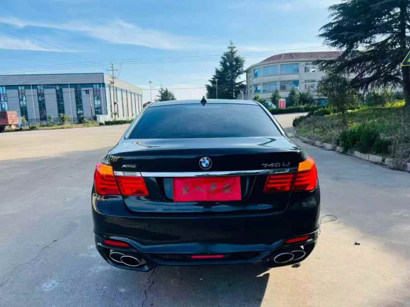 青岛12年宝马7系9