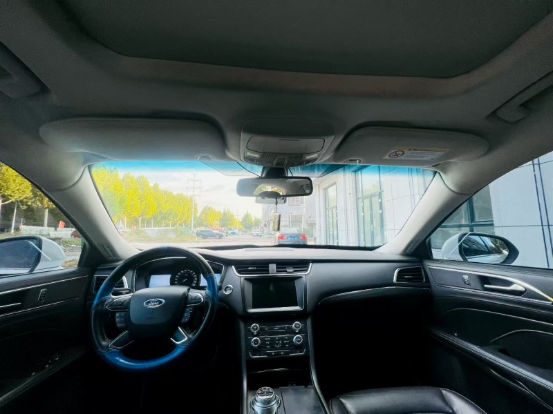 青岛16年福特金牛座6