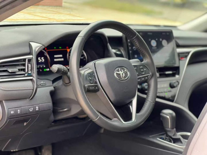 汕头23年丰田凯美瑞5