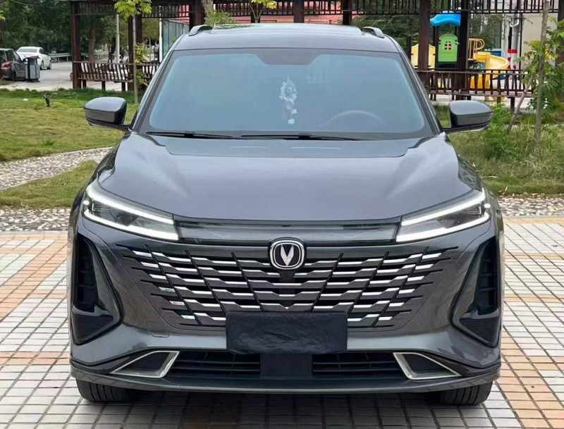 汕头23年长安汽车CS751