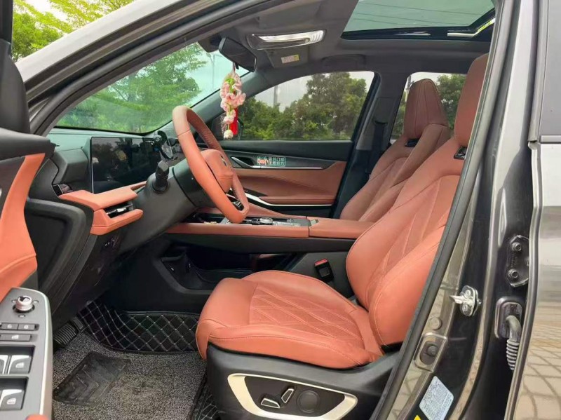 汕头23年长安汽车CS754