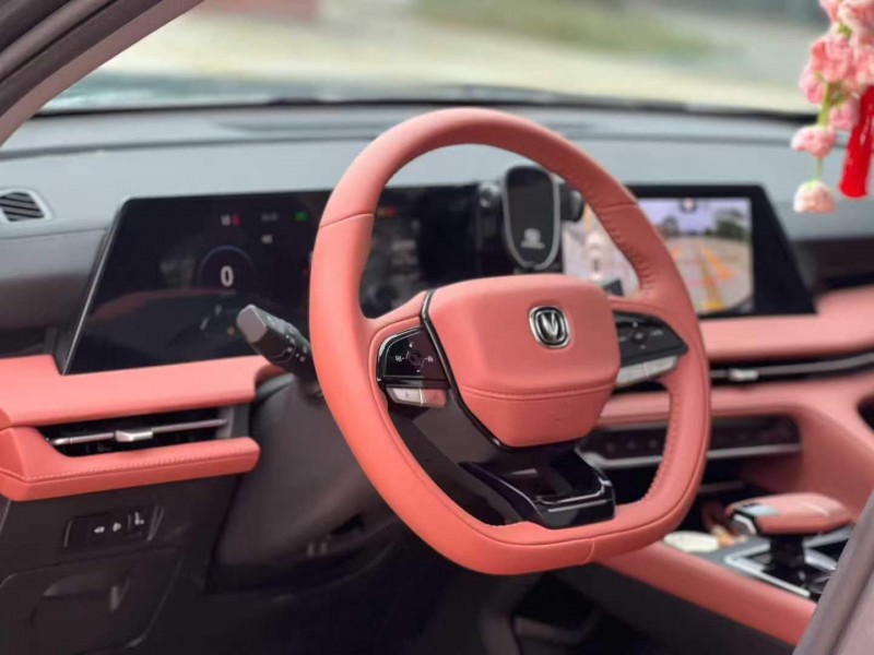 汕头23年长安汽车CS755