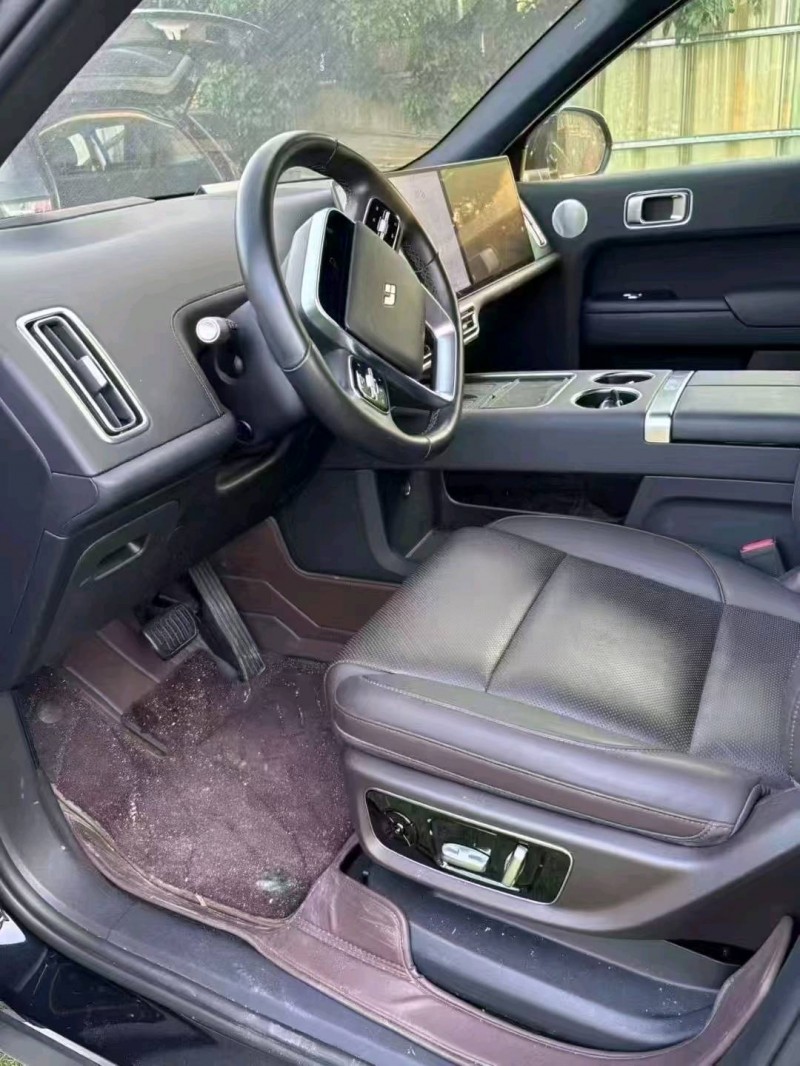 广州23年理想L93