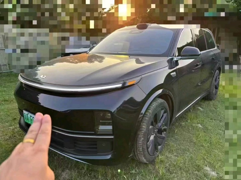 广州23年理想L97