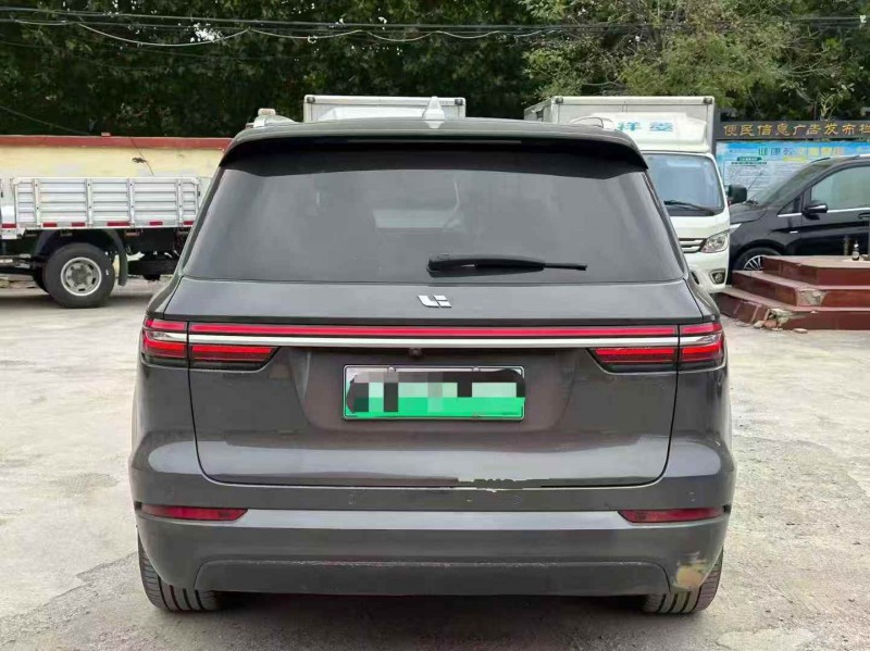 淄博22年理想理想ONE8