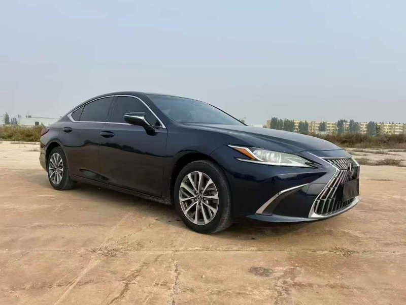 张家口24年雷克萨斯ES3
