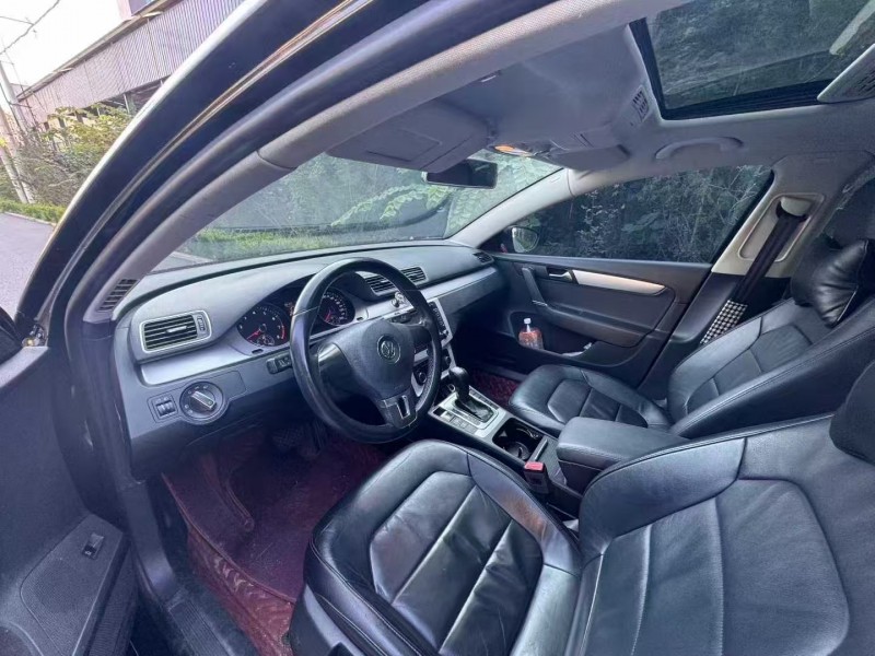 枣庄14年大众迈腾8