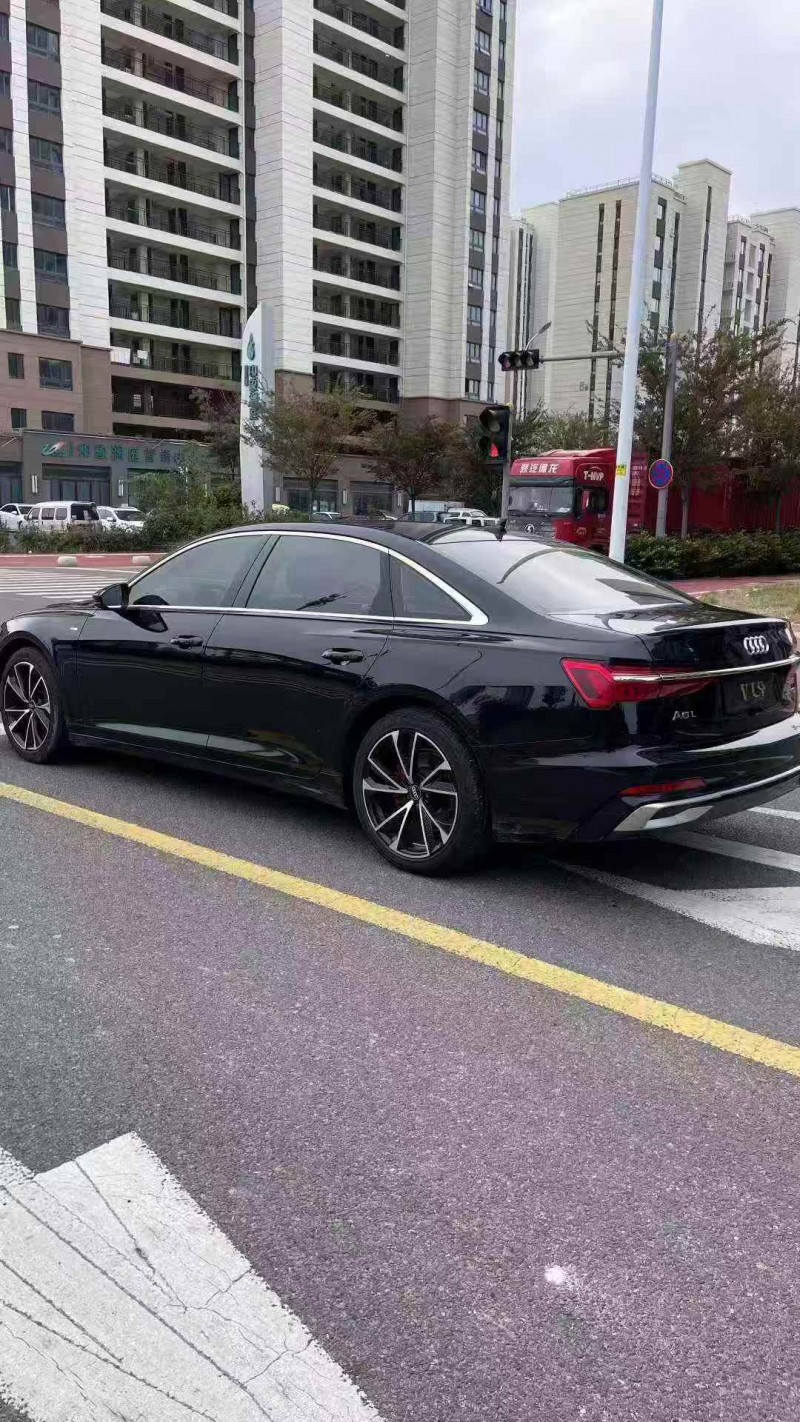 烟台19年奥迪A6L8