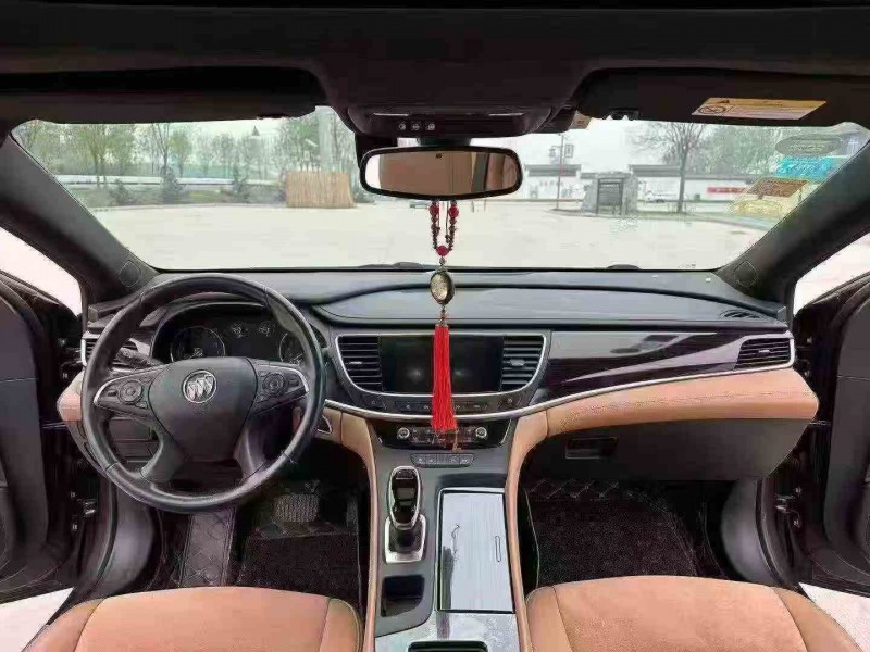 徐州17年别克君越4