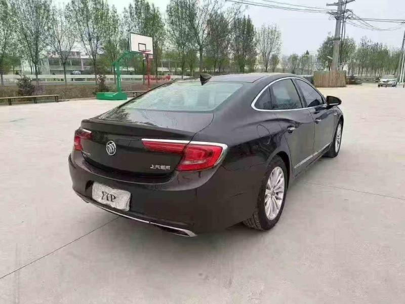 徐州17年别克君越8