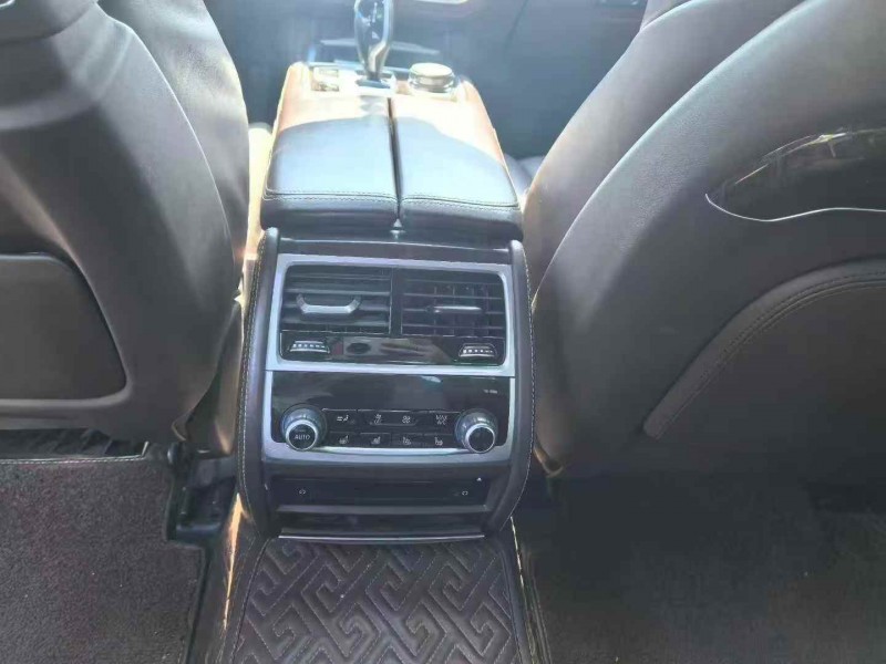 荆门17年宝马7系5