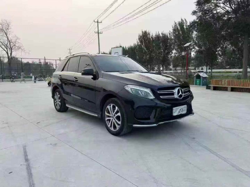 徐州17年奔驰GLE2
