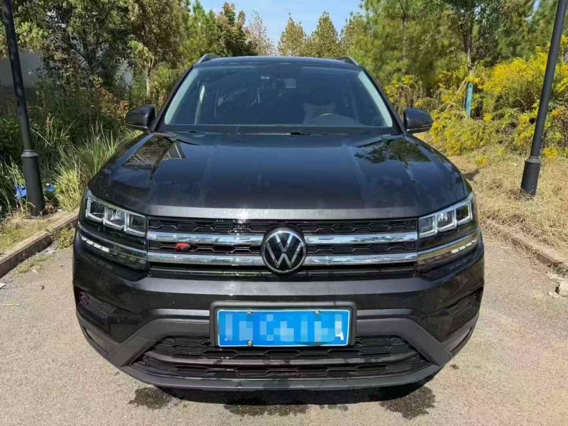 鄂州21年大众途岳1