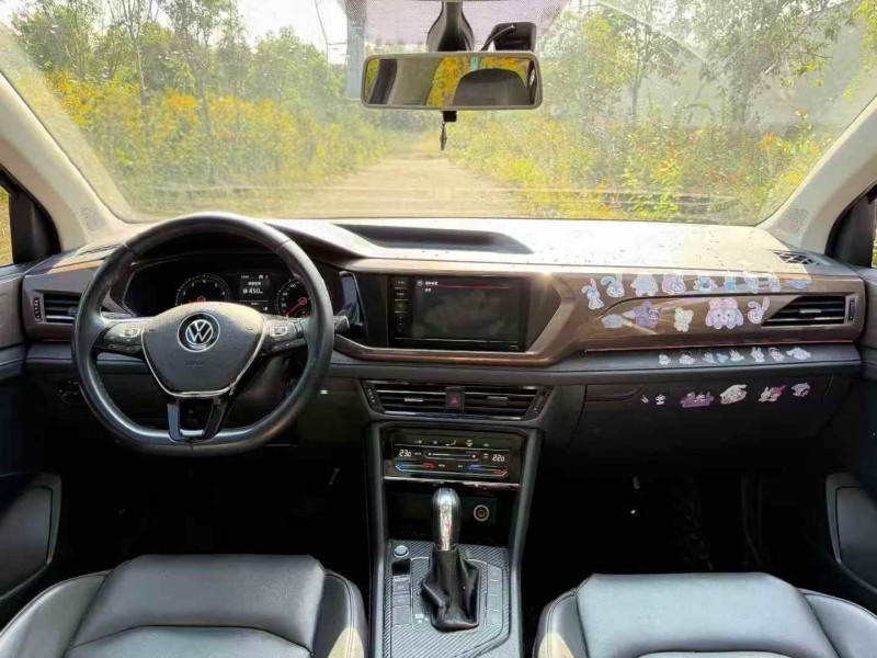 鄂州21年大众途岳4