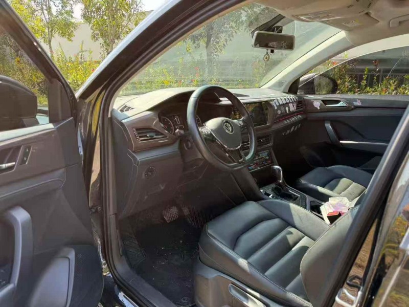 鄂州21年大众途岳5