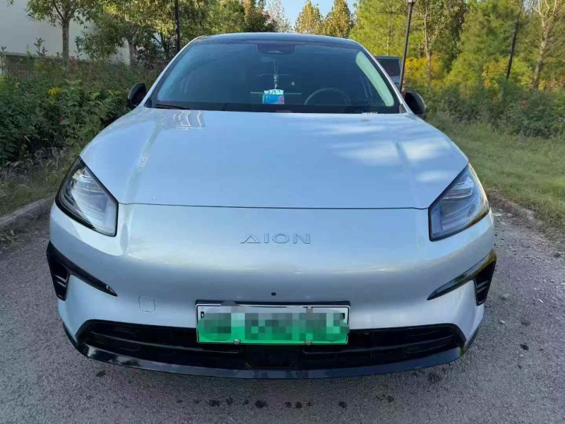 黄石25年传祺埃安RT1